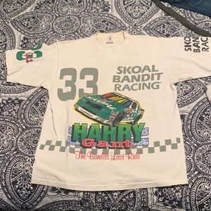 'Harry Gant' White Graphic Tee